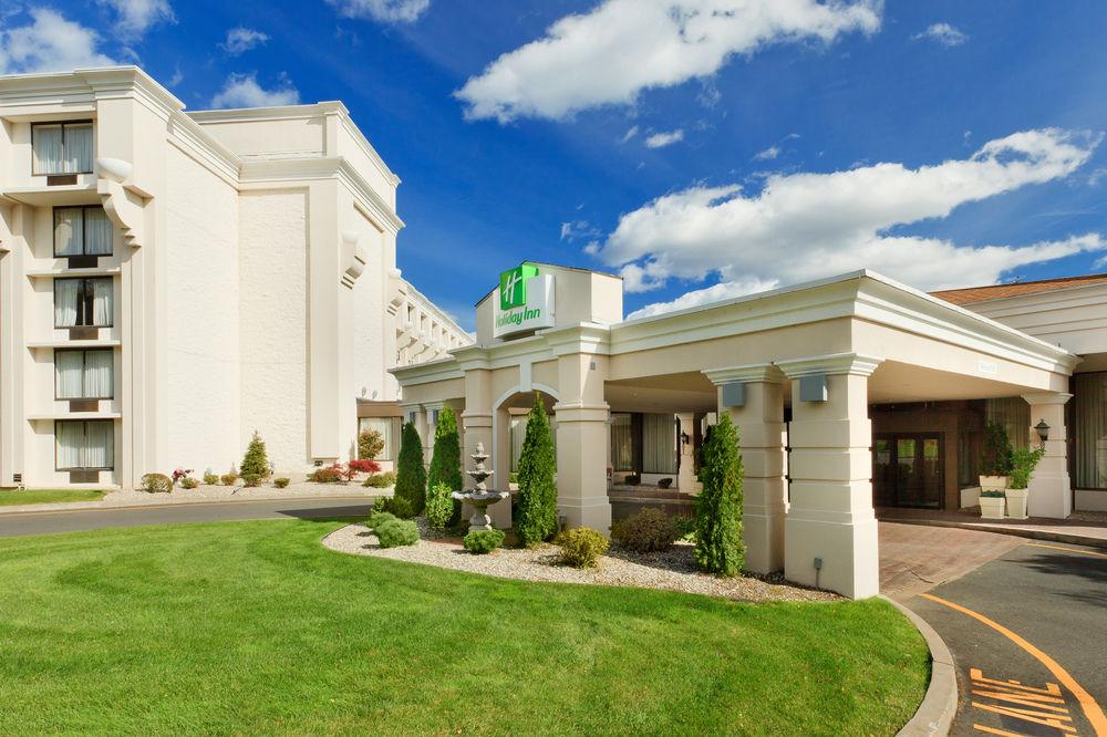 Fairfield Inn & Suites Springfield Enfield Bagian luar foto