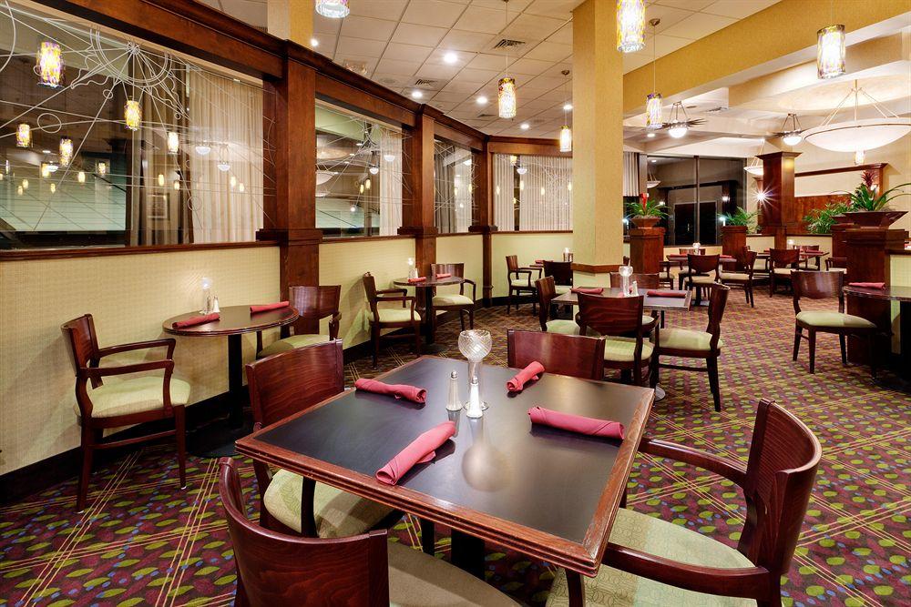 Fairfield Inn & Suites Springfield Enfield Bagian luar foto